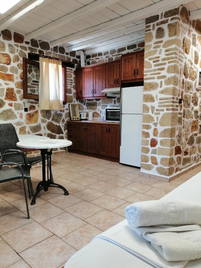 شقة Athina Ecofarm Epidaurus الغرفة الصورة